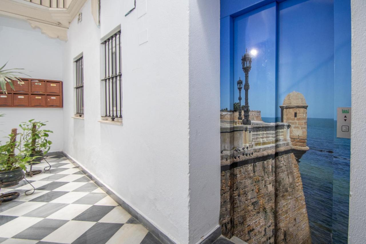 Apartamento El Meridiano De Cádiz Eksteriør bilde